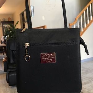 DKNY BLACK MINI PURSE